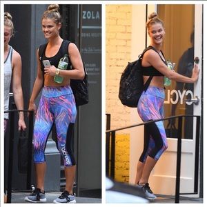 SOUL CYCLE CROPPED LEGGINGS SIZE SMALL